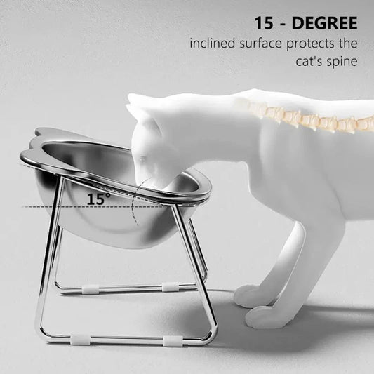 Elevated cat bowl 15 degree angle for healthy feeding front view